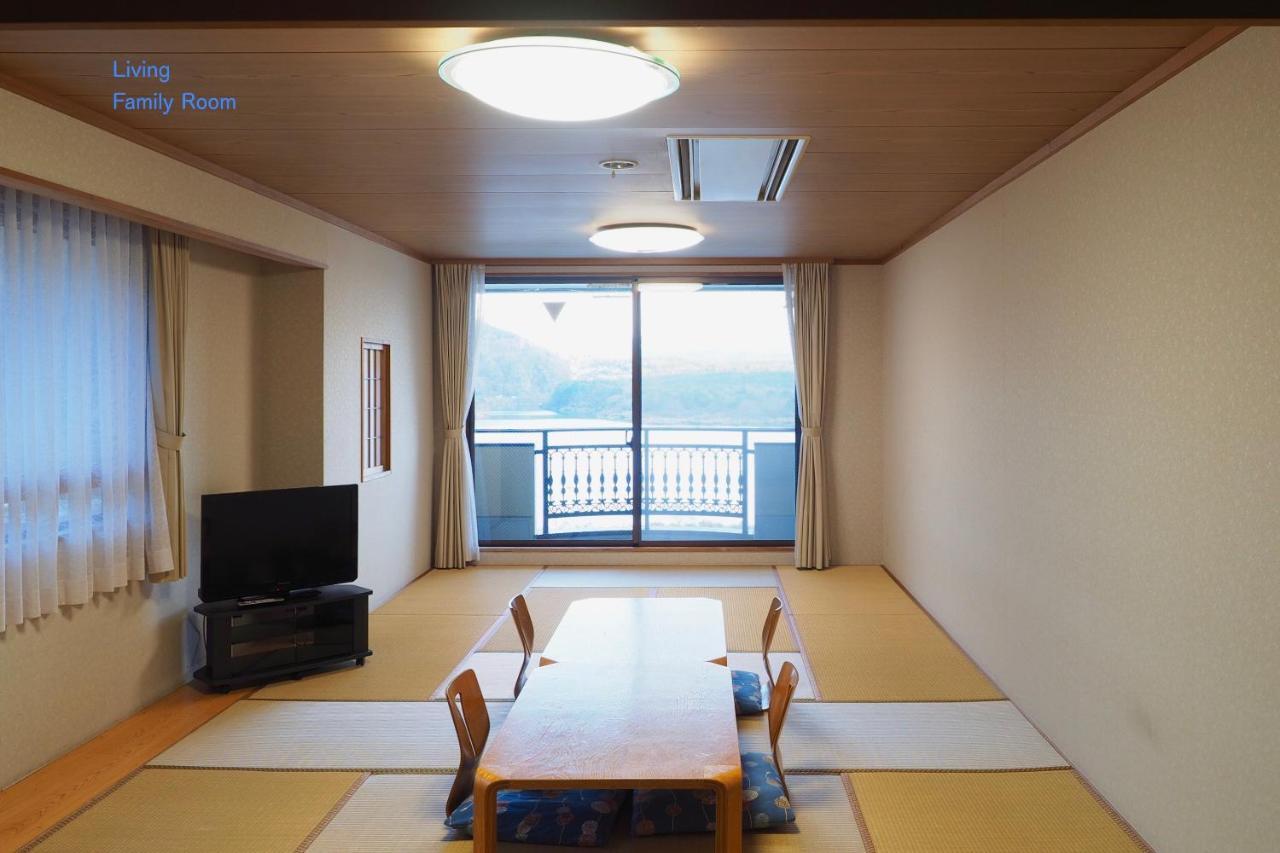 Shoji Mount Hotel Fujikawaguchiko Buitenkant foto